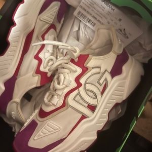 Dolce & Gabbana Sneakers Size 39